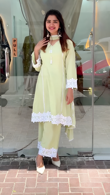 Saiyyara pure georgette farshi salwar suit.