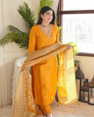 Angel Wardrobe: Presents Heavy Reyon kurti