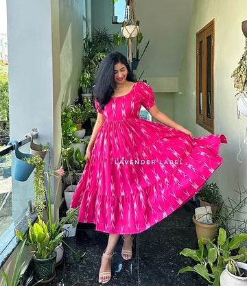 Angel Wardrobe: Presents Simple And Stylish Kurti For Beautiful Ladies