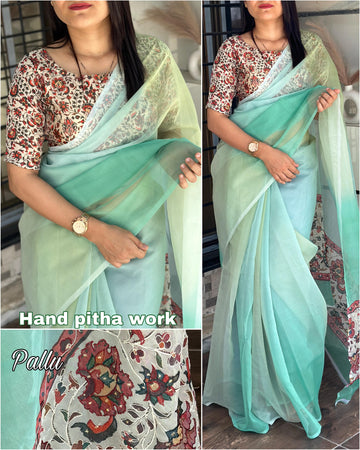 Angel Wardrobe: Presents A perfect shaded printed light weight saree with pallu concept pattern