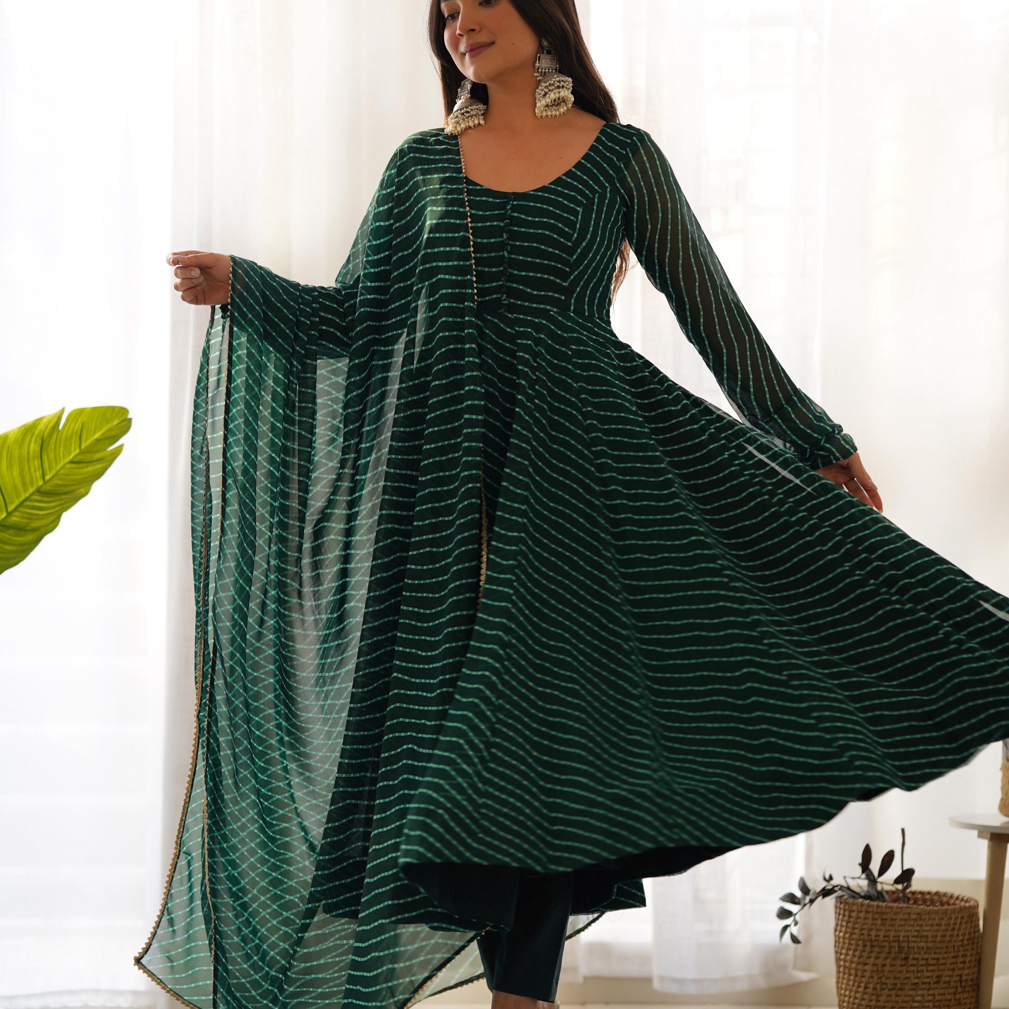 Angel Wardrobe: Presents heavy pure fox georgette laheriya print