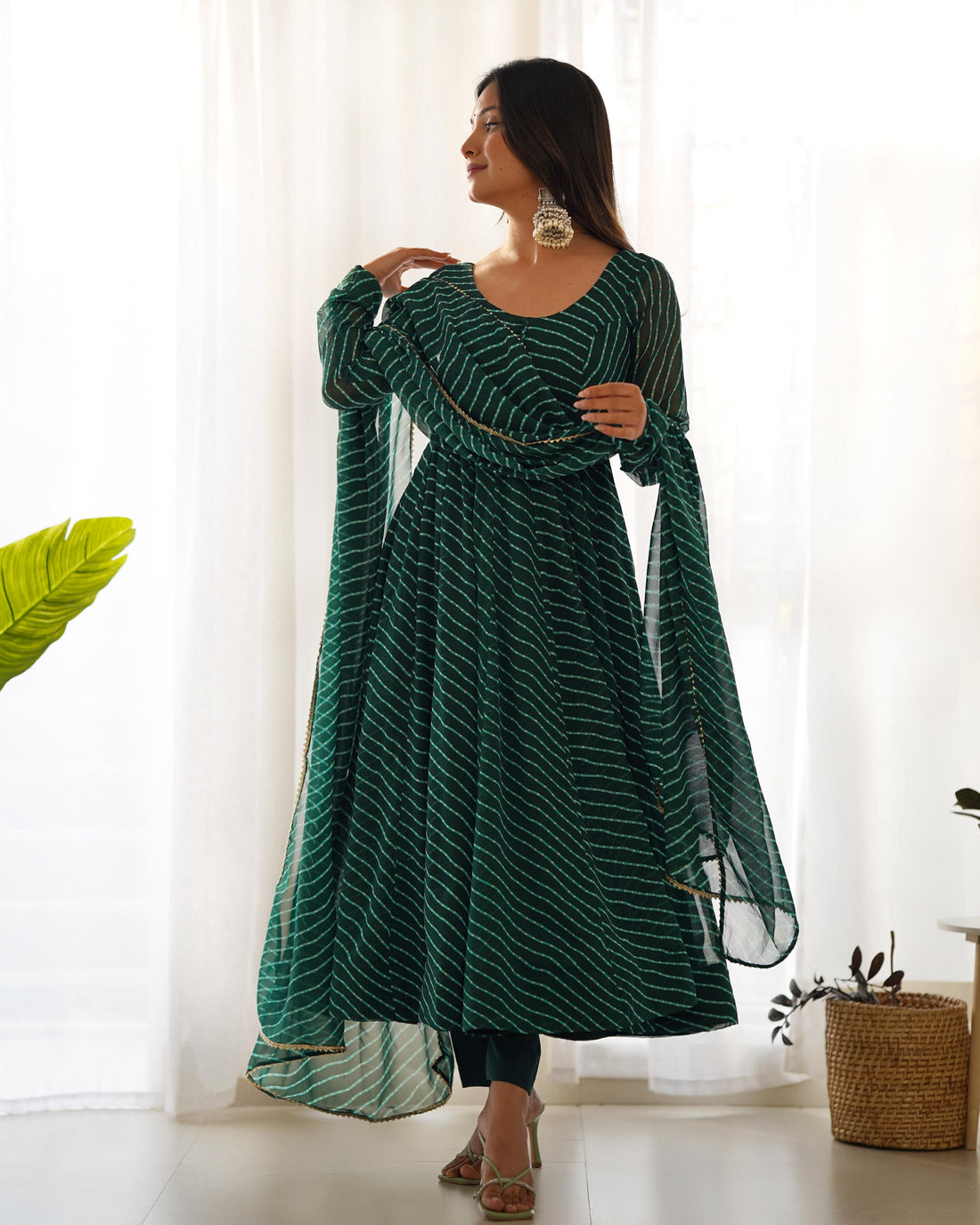 Angel Wardrobe: Presents heavy pure fox georgette laheriya print