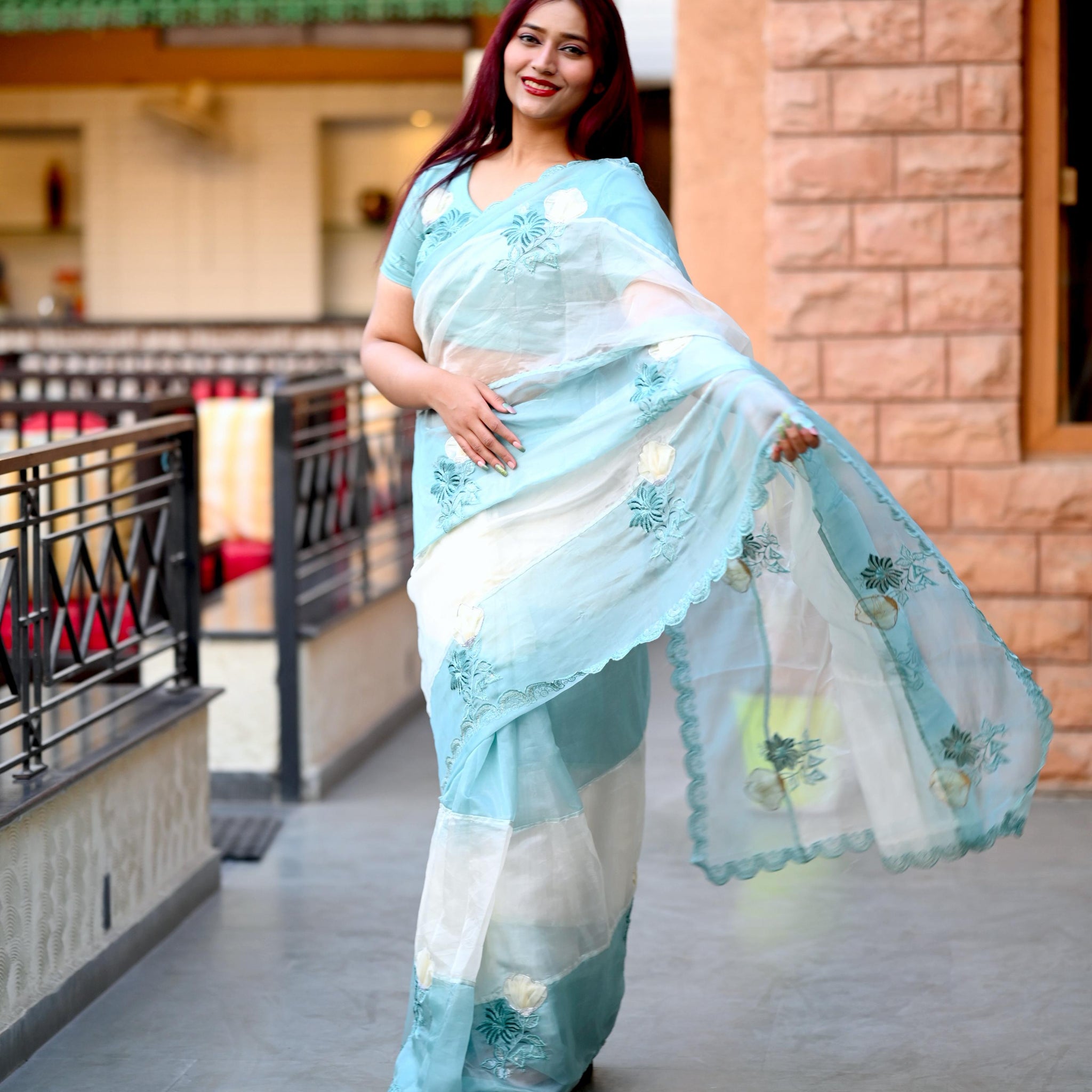 Launch Simple yet elegant, Make every moment special with our exclusive patry. Dazzy